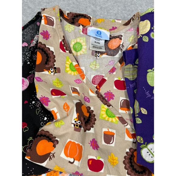 Lot of 5 SB Scrubs Womens Size XL Themed Scrub Tops - Picture 3 of 6
